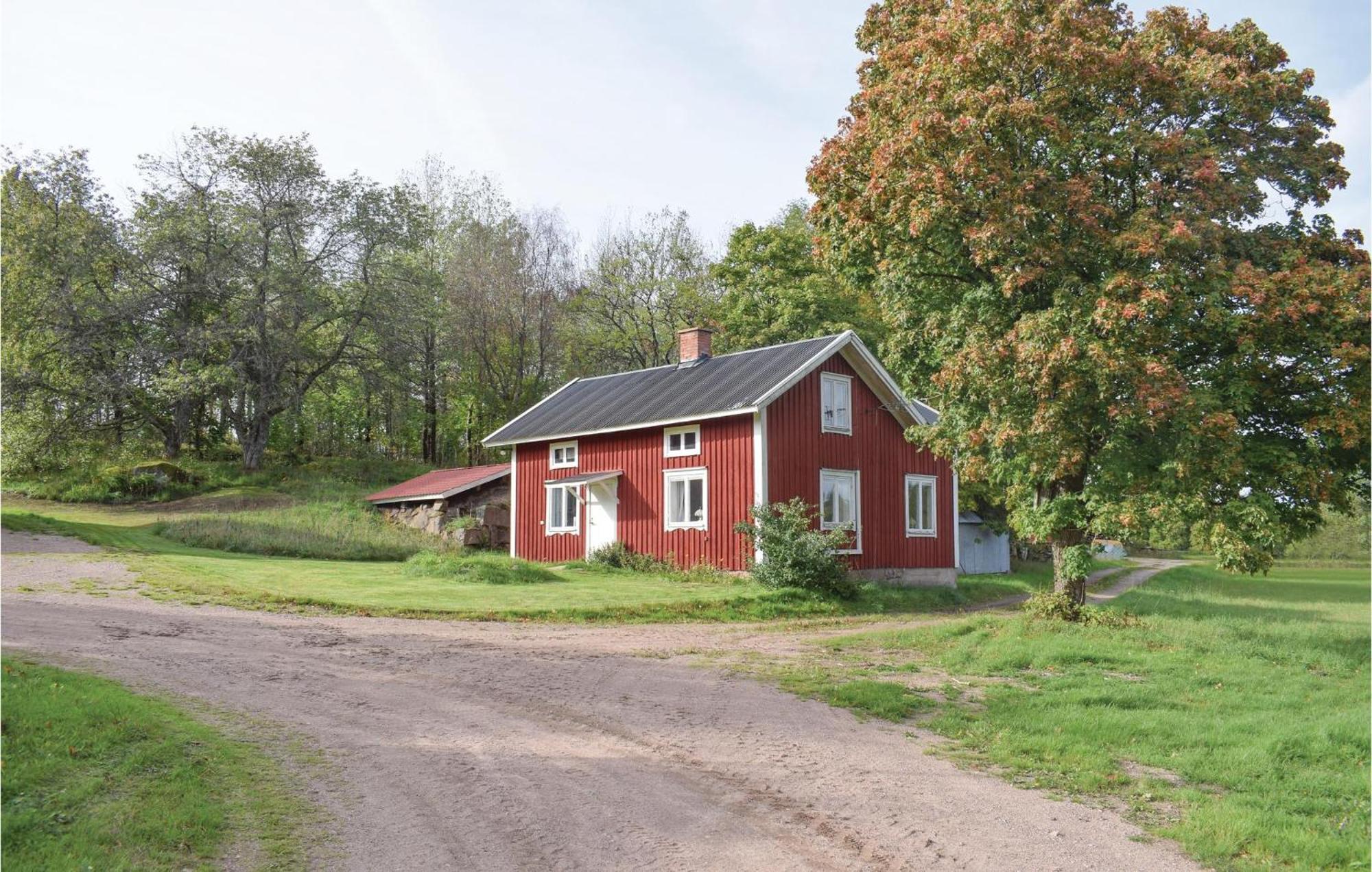 2 Bedroom Nice Home In Asenhoega Asenhoga Eksteriør bilde